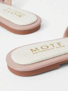 MOTF PREMIUM GIÀY SANDAL BẰNG MŨI VUÔNG THOẢI MÁI TỐI GIẢN DÀNH CHO NỮ - Màu be - Xem 4