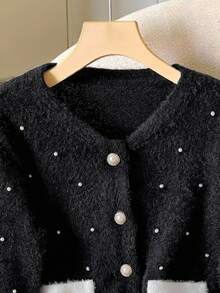 GlowEve 黑色 V 领串珠撞色袖口柔软亲肤耐用抗起球毛衣开衫，厚实但不笨重，女士必备冬季夹克 - 黑色 - 查看 6