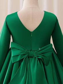 Glamorique Kids 1pc Girls' Christmas Dress,Green Satin Long Sleeves,Red Tulle Skirt,Detachable Bow Decor,Fall Winter Emerald Elegant Party,Sage Green,Summer - Green - View 3