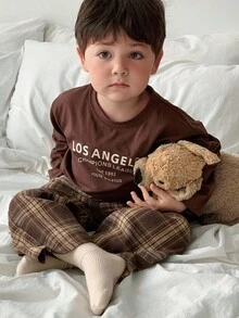 DAZY 2件套幼儿男童圆领纯色英式T恤和格子裤睡衣 - 咖啡棕 - 查看 7
