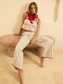 Aralina Damen gestreifter Taillenbindung Rüschen Saum Top und Hose Pyjama Set