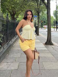 NegzBox 纯色前结休闲斜口袋佛罗里达短裤 - 黃色 - 查看 6