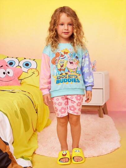 SpongeBob SquarePants | SHEIN Dép đi trong nhà màu vàng hoạt hình dễ thương cho trẻ em, phù hợp cho trẻ nhỏ và trẻ em, nhanh khô, nhẹ và bền, chất liệu EVA, thích hợp cho cả nam và nữ, có thể mang ở nhà, phòng tắm, sân chơi, hồ bơi, bãi biển và các nơi trong nhà và ngoài trời khác.