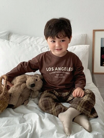 DAZY 2pcs/Set Toddler Boys' Round Neck Solid Color English T-Shirt And Plaid Pants Pajamas