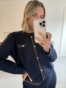 Vivie Lora 2件套女士撞色边开衫和针织裤套装 - 藏蓝色 - 查看 2