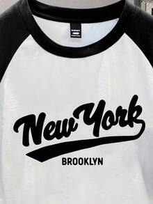 Manfinity Joysei 男士加大码时尚休闲纽约手写字母印花撞色插肩袖T恤，适合约会、聚会等场合，必备单品，适合情侣、家庭亲子装，送给男友/老公的绝佳礼物，纽约棒球衫 - 黑與白 - 查看 2