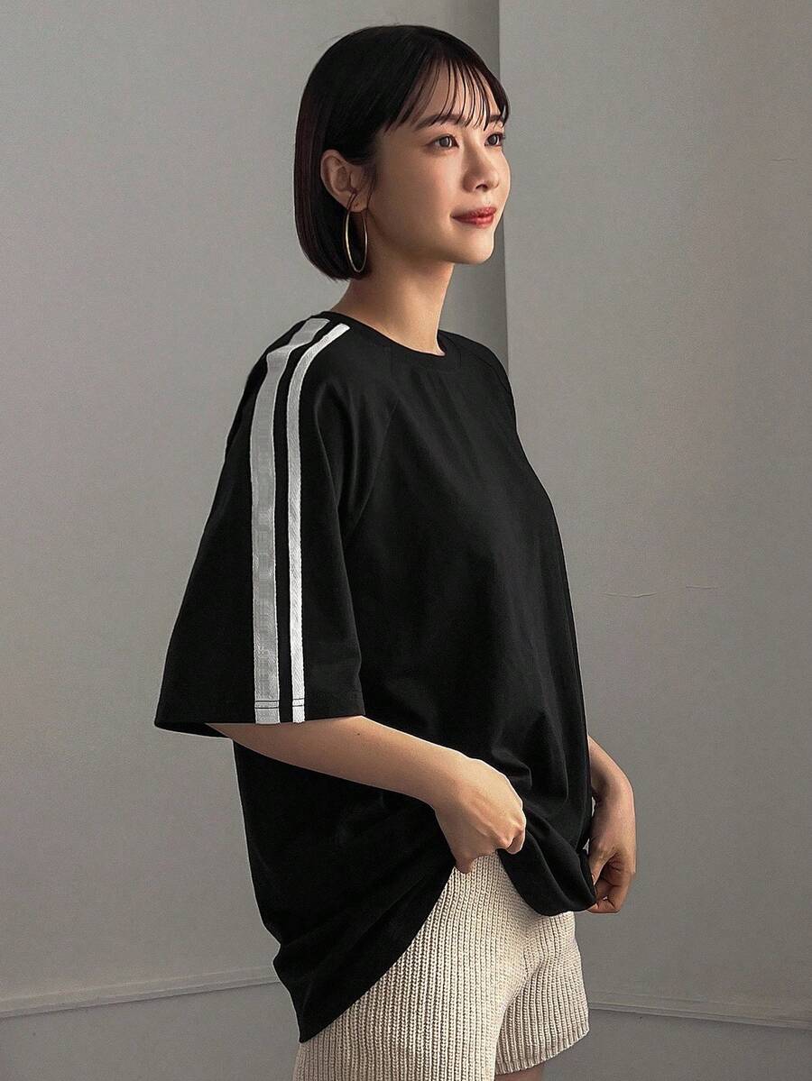 FRIFUL 女式条纹落肩T恤,侧开衩,超大码T恤 - 黑色 - 查看 1