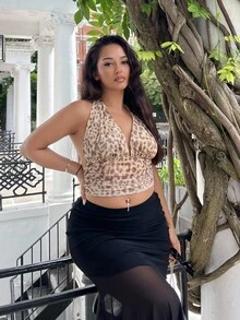 NegzBox Parte superior de punto romántica de malla con estampado de leopardo, escote de atar en V, lazo y fruncido, apropiada para vacaciones, cita, San Valentín, sexy, fiesta, playa, crucero, Pascua, carnaval, merienda