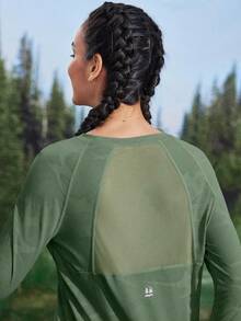 In My Nature 女士透气网眼拼布瑜伽普拉提运动T恤，高弹亲肤面料，紫色开放式拇指孔设计，适合户外训练、跑步、夏季徒步女装 - 軍綠色 - 查看 7