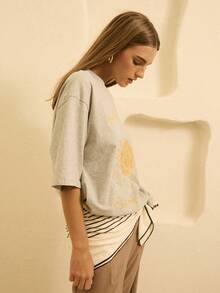 Aralina Crew Neck Oversized Regular Length Graphic Tee - Grey - View 2