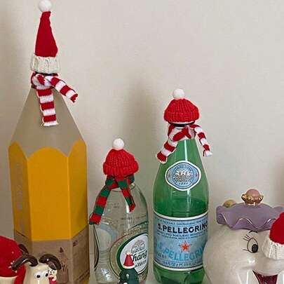 Joivida 2 件/5 件圣诞小帽子、迷你围巾和红色装饰帽、瓶子圣诞帽、指尖圣诞帽、围巾、节日场景装饰 - 适合圣诞节，可戴在各种瓶子和用具上