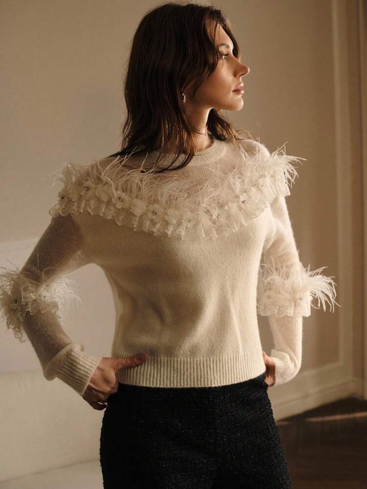 APPLIQUES CONTRAST FAUX FUR SWEATER