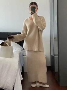 Livesso 女士V领宽松上衣和裙子针织两件套，秋季 - 杏色 - 查看 4