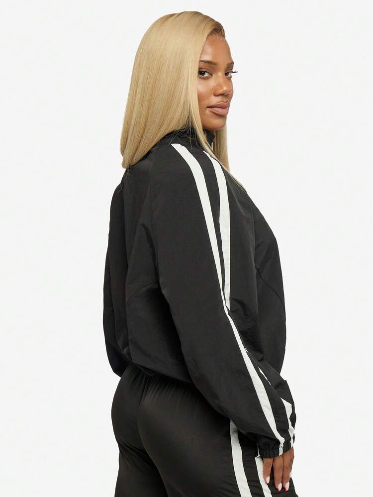 SUMWON WOMEN White Striped Windbreaker With Stand Collar And Zip Closure