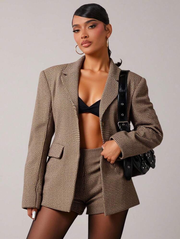 Radiana Set di abito in lana a quadri marroni retrò chic da donna, include blazer aderente + pantaloncini vita bassa (con spalline), 2 pezzi per autunno/inverno - Castano - Visualizzare 2