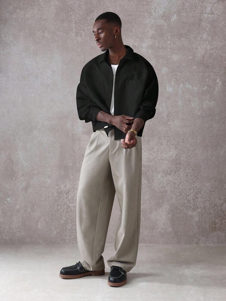 Kurzes, übergroßes Langarm-Button-Down-Hemd für Herren