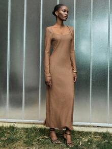 Lumivelle Women's Elegant Minimalist Fitted Bubble Textured Square Neck Long Sleeve Dress, Autumn/Winter