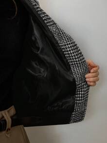 Uhlyne 秋冬新款时尚梭织翻领格纹优雅长袖休闲修身纽扣设计女式夹克外套