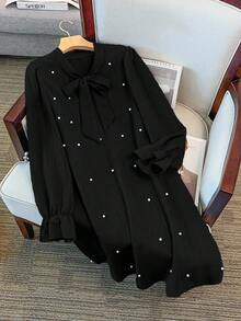 GlowEve CURVE 大码女式长袖连衣裙，配珍珠装饰和领结装饰 - 黑色 - 查看 3