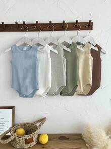 SHEIN Vintaside Kids Bodysuit Casual Sem Manga de Cor Sólida para Bebê Menino, Verão - Multicolorido - Visão 3