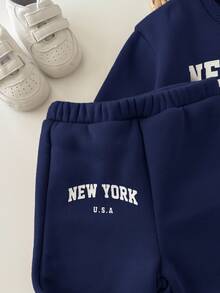 SHEIN 2 件套 Babygirl 宽松休闲字母印花长袖圆领运动衫和运动裤，适合户外和室内穿着 - 藏蓝色 - 查看 3