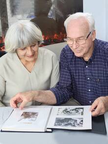 1pc Self-Adhesive Photo Album With Linen Cover, Contains 40 Blank Pages For Pictures In Sizes 3x5, 4x6, 5x7, 8x10, Comes With Metal Pen For DIY Gifts Birthday Graduation