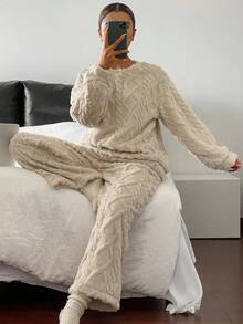 DAZY 女士加厚抓绒宽松蓬松睡衣套装，秋冬服装，舒适保暖 - 卡其色 - 查看 5
