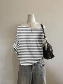 Attitoon Áo thun tay ngắn hở vai, dáng rộng, họa tiết sọc đen xám, dáng rộng, dáng rộng, dành cho nữ, thích hợp mặc khi đi chơi, phong cách thẩm mỹ cốt lõi, phong cách thẩm mỹ, chủ nghĩa mạng Gothic, chủ nghĩa mạng, Halloween, Y2K, thời trang đường phố, cổ điển, grunge, punk, trở về nhà - Màu Xám nhạt - Xem 6