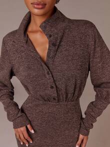 Athîral 女式纯色纽扣半襟长袖修身优雅连衣裙，秋季 - 棕色 - 查看 2