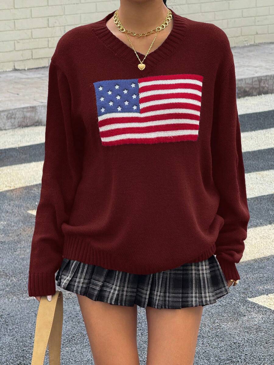 SHEIN 青少年女孩 V 领休闲宽松五角星花卉套头衫宽松休闲国旗图案长袖蓝/红/白毛衣,适合新年前夜保暖,时尚街头风格,时尚网感休闲运动英文图形/青少年女孩服装/休闲百搭/宽松/返校/运动/学院/复古秋冬 - 酒紅色 - 查看 1
