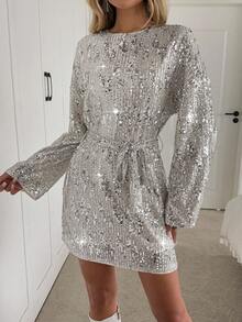 Easowa 银色亮片点缀优雅女士迷你连衣裙，圆领长袖配腰带，适合派对、约会装、圣诞节、新年、情人节 - 銀色 - 查看 2
