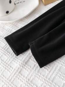 2件套女婴可爱抓绒长袖字母印花卫衣和针织打底裤套装，秋冬季婴儿品牌服装套装，秋冬季女婴冬季服装，女婴套装，舒适精灵套装，女童2件套冬季毛绒服装 - 彩色 - 查看 3