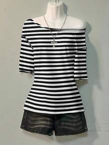 Attitoon 黑色和灰色条纹休闲宽松超大落肩短袖 T 恤女士，适合外出，风格核心美学，美学风格，哥特式网络符号主义，网络符号主义，万圣节，Y2K，街头服饰，复古，垃圾摇滚，朋克，返校节 - 彩色 - 查看 3