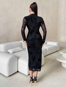 Lavishia Váy ôm sát tay dài cổ cao phối lưới nhung đen lấp lánh, thời trang - màu đen - Xem 2