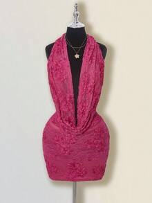 SHEIN ICON Robe moulante mini transparente avec encolure plongeante drapée et dos nu en dentelle 3D pour femmes - Rouge - Voir 1