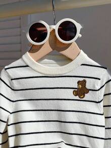 一件装 男童休闲学院风舒适时尚简约实用百搭条纹圆领毛衣，舒适加厚保暖，适合返校、日常穿着，也适合上学、旅行、运动以及秋冬季节穿着。 - 白色 - 查看 3