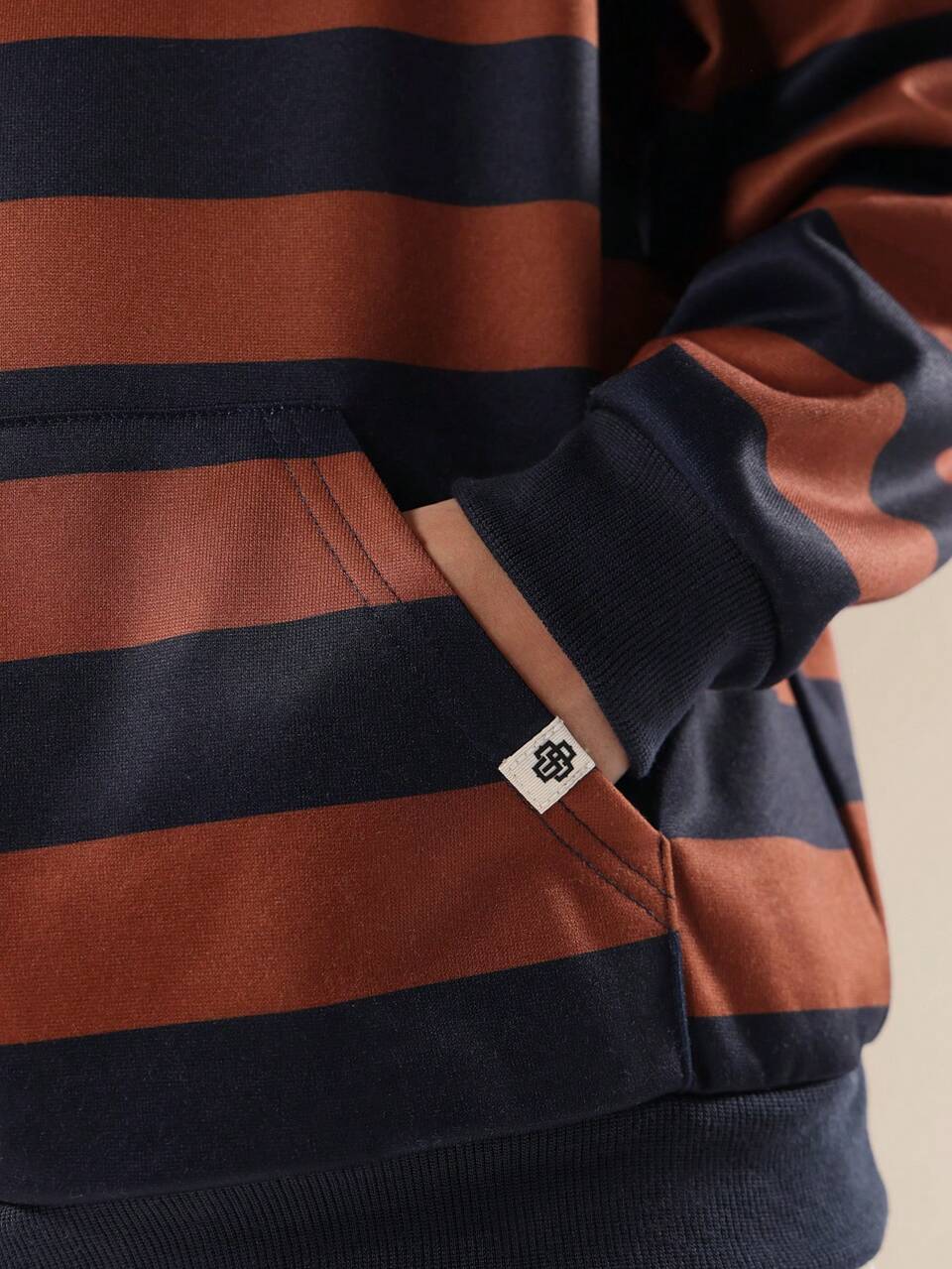 Felpa con cappuccio a righe con stampa del logo Beverly Hills