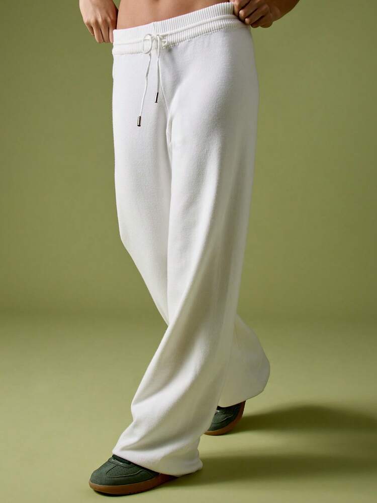 MISSGUIDED Cozy Knit Sweatpants With Drawstring Waist For Loungewear And Casual Comfort