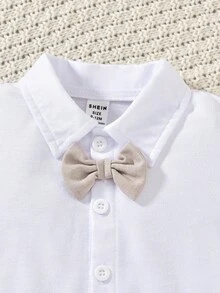 SHEIN Set 3 piese ținută pentru bebeluși și băieți, salopă albă cu mânecă lungă, vestă și pantaloni gri-bej, stil britanic confortabil, clasic, retro, elegant, drăguț și chic, potrivit pentru interior, exterior, zi de zi, sport, joacă, petrecere, ședință foto, sărbători, festivaluri, nunți, petrecere pentru copii, Crăciun - Multicolor - Vizualizare 11