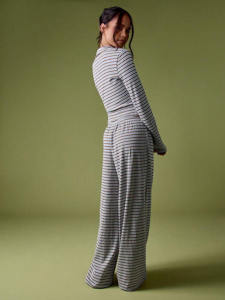 MISSGUIDED Striped Button Up Crop Top And Wide Leg Palazzo Pants Matching Set Fall Winter Loungewear Casual Modern Ribbed Two Piece Coord