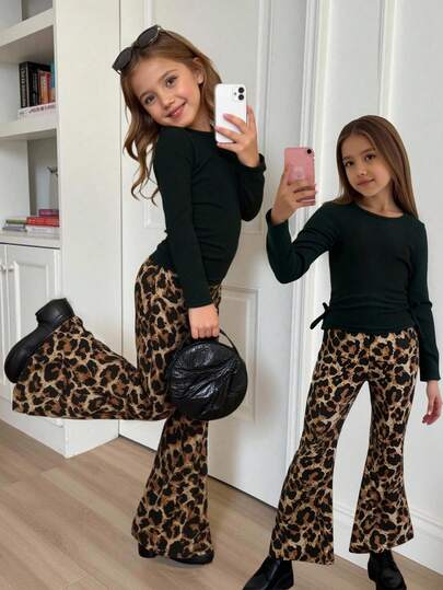 SHEIN Young Girls Fashionable Casual Black Zigzag Round-Neck Pleated Long-Sleeved Fitted Knitted Top And Leopard Print Flared Pants 2 Pieces Set For Autumn