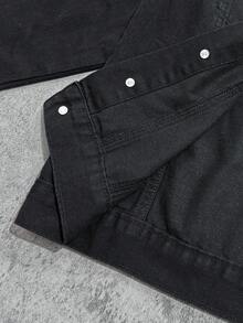 SHEIN 青少年男孩时尚休闲 Y2K 复古酷炫街头返校学院风黑色牛仔街头哥特式肖像图案设计翻领长袖牛仔夹克，适合日常穿着，也适合秋冬季节的锐舞音乐节和街头服饰。 - 黑色 - 查看 5