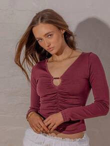 Aralina 秋冬褶皱针织长袖上衣，饰有球形贴花，适合外出、工作等各种场合，尽显斯德哥尔摩风情。 - 酒紅色 - 查看 8