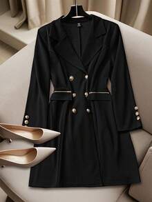 SHEIN Clasi Plus Size Elegant Vintage Lapel Waist Flared Dress Coat With Zipper Pockets, Elegant Black Double-Breasted Coat With Metal Buttons And Zipper Pockets, Waist-Cinched Jacket Dress, Chic Black Overcoat And Trench Style Jacket, Versatile Outerwear For Daily Wear, Office, Travel, Date Nights, And Party Looks, Must-Have Fall Winter Fashion, Anti-Theft Pocket Black Jacket Autumn - Black - View 1