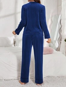 Velvet Women's Long Sleeve Top & Pants Pajama Set, Fall Winter Clothes - Royal Blue - View 2