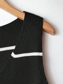 EMERY ROSE Áo len dệt kim không tay họa tiết sọc tối giản, rộng rãi dành cho nữ - màu đen - Xem 3