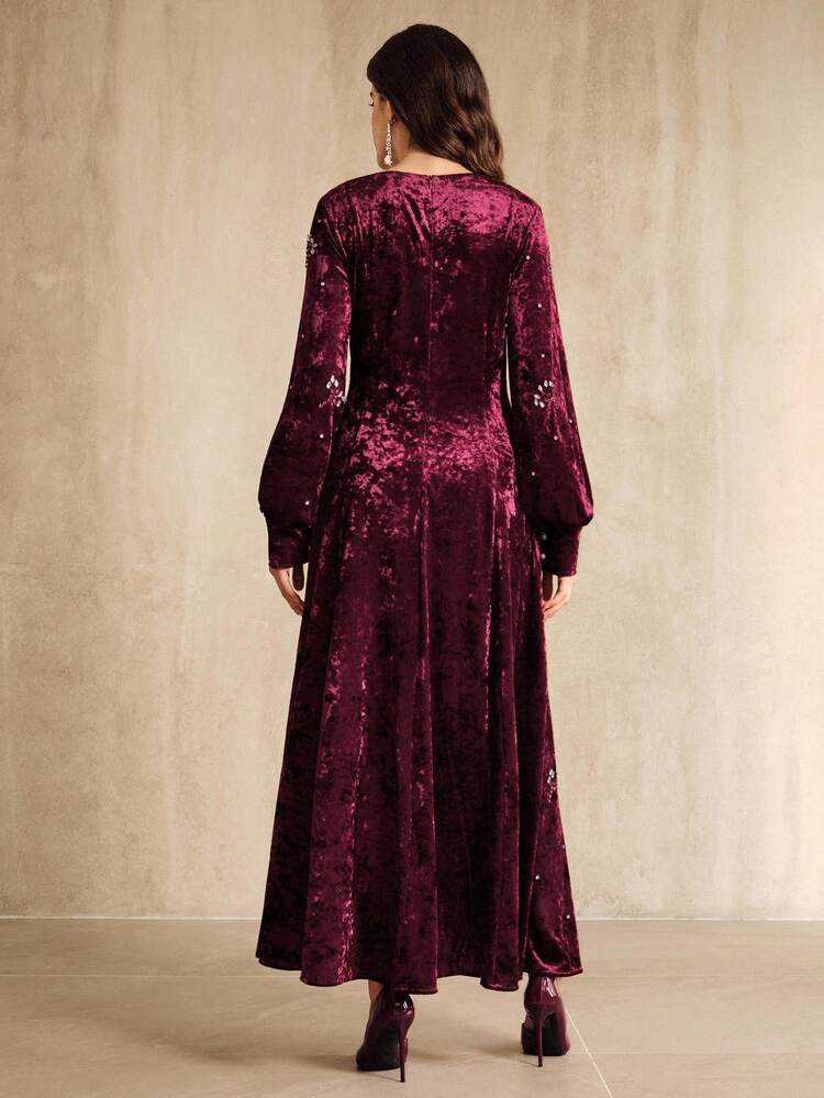 Luxury Rhinestone Embroidered Floral Velvet V-Neck Maxi Dress, Elegant For Fall, Winter, New Year, Party, Wedding