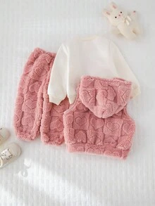 Cozy Pixies 3 件套女婴心形图案针织柔软连帽运动衫、无袖毛绒心形纹理背心、松紧腰裤套装 - 彩色 - 查看 2