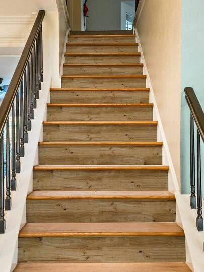 1 rollo de pegatinas para escaleras con diseño de grano de madera de roble amarillo - Autoadhesivas y resistentes al agua de PVC para decoración del hogar y el paisaje