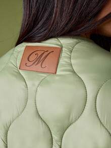 MISSGUIDED 女士绗缝轻便夹克优雅超大号棉服外套冬季秋季外套纽扣前部奢华品牌 M 标志休闲时尚街头服饰 - 軍綠色 - 查看 2